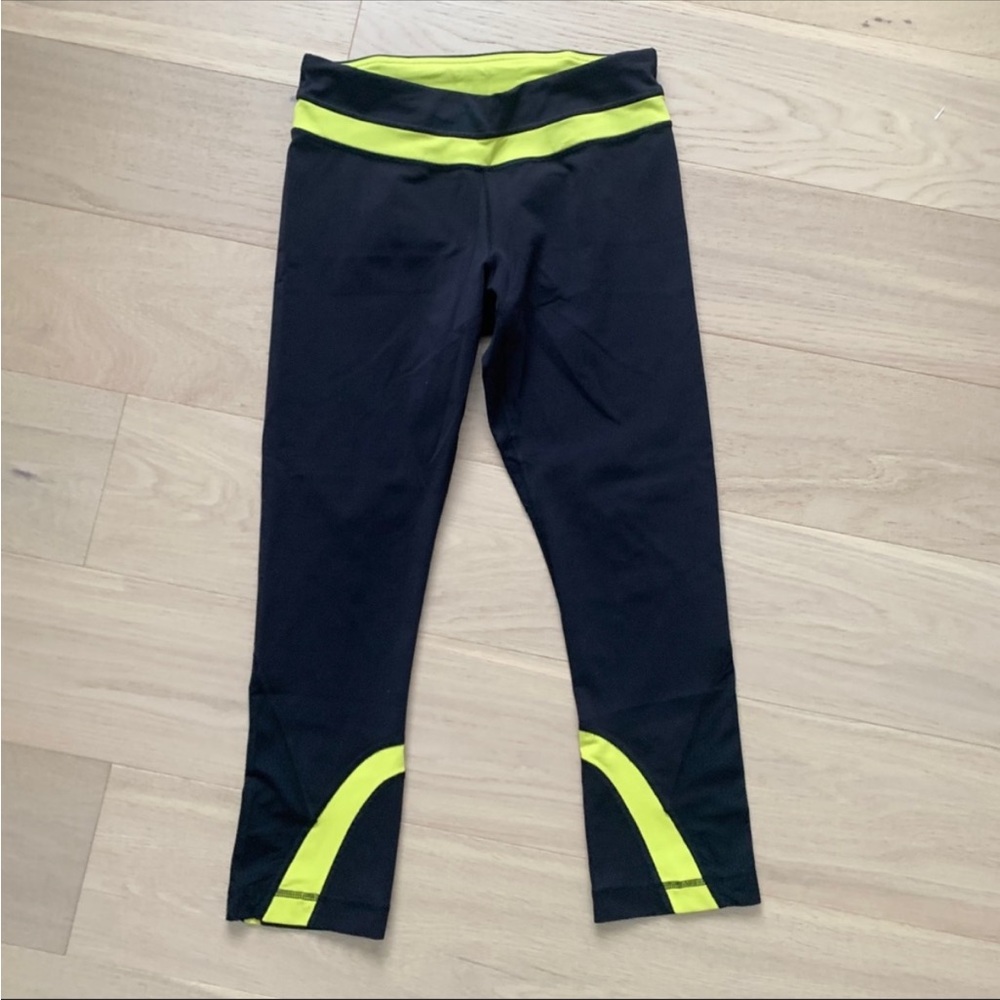 lululemon inspire crop